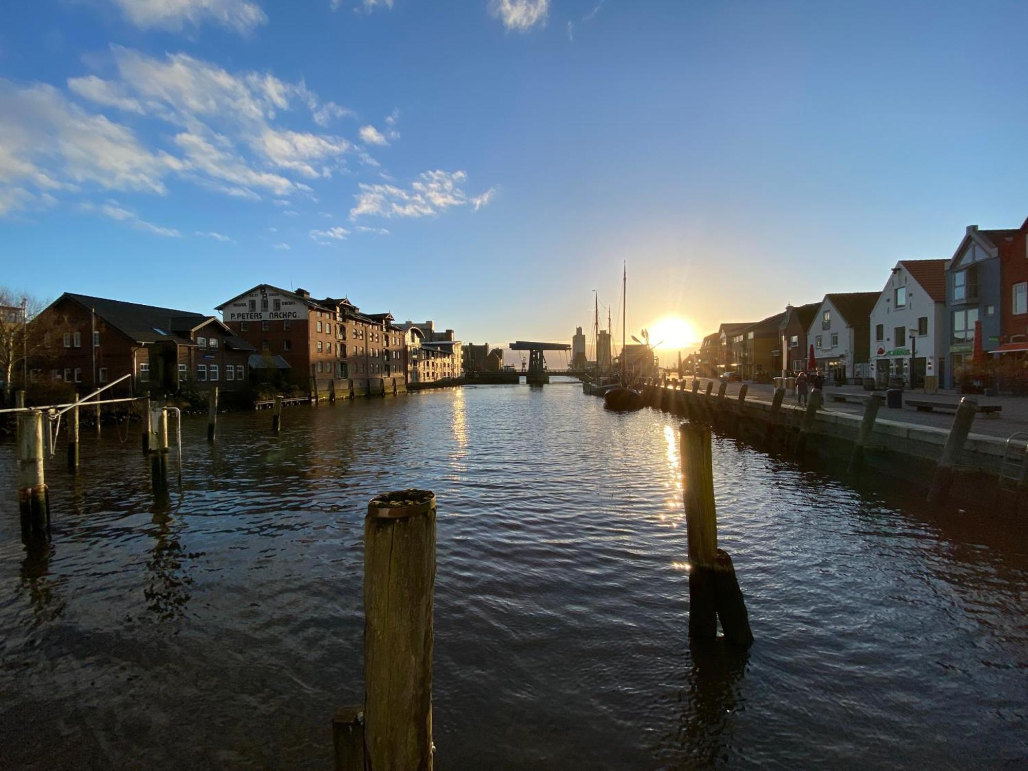 Simmerdeis Am Hafen Husum  Kültér fotó